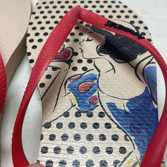 🎉HP🎉Havaianas Disney Snow White “Your Once Upon A Time Is Now” Sandals - Picture 3 of 9